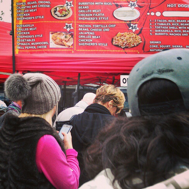 Tamale vendors are so popular!!