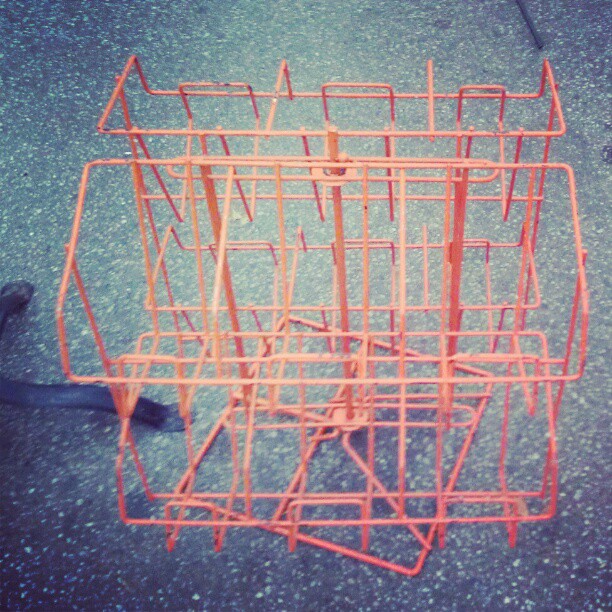 Orange industrial wire rack! #fleamarket #Melrosetradingpost #design #style #home