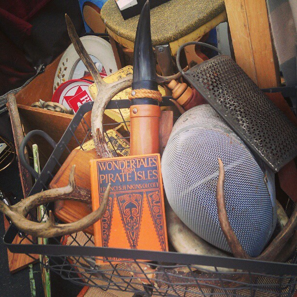 Y27 has a basket full of goodies waiting for you! #Melrosetradingpost #fleamarket #LA #antique #collectibles