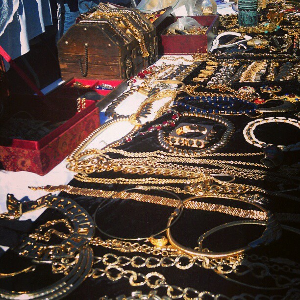 We love GOLD!!!! #Melrosetradingpost #fleamarket #jewelry #gold #SundayFunday #fashion