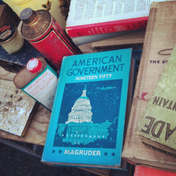 Learn something about America at the #Melrosetradingpost. #amuricuh #USA #history #vintage #fleamarket #book #government #1950
