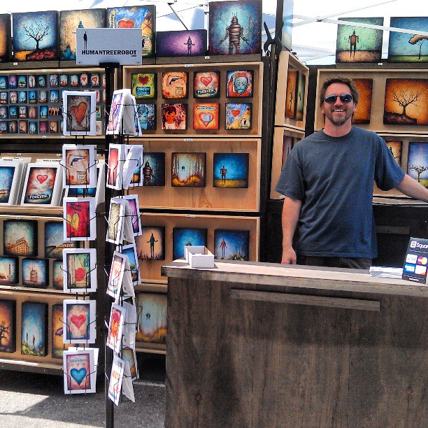 Mark, the creator of HumanTreeRobot is ready for you to look at his artwork Slooooowly! #humantreerobot #SlowArtDay #Melrosetradingpost #local #art #artist #Fairfax #Melrose @SlowArtDay