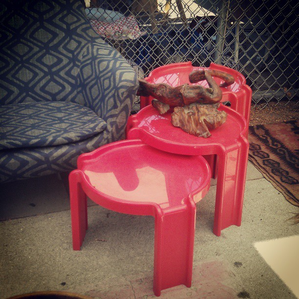 We love nesting tables!! #red #tables #vintage #melrosetradingpost #fleamarket #decor #Fairfax #Melrose