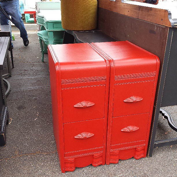 We love these sweet red night stands!!