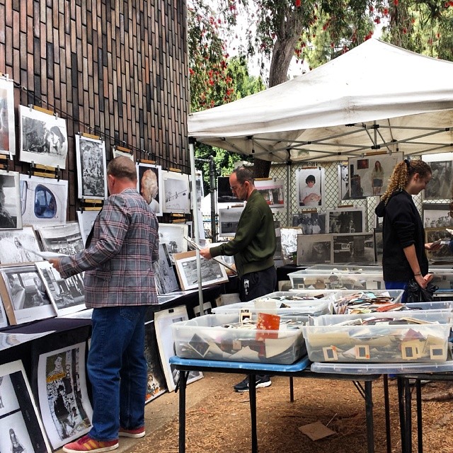 The Photo Man of #MTPfairfax was just featured in an article written about the market in the @latimes!