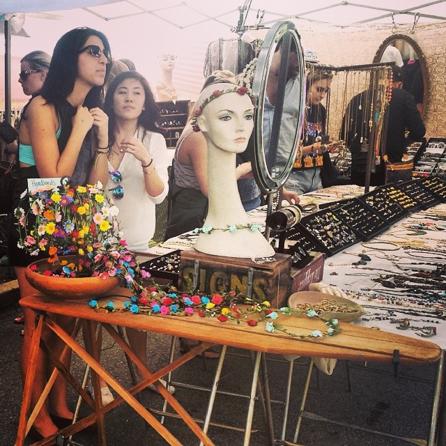 Honey Gems in G36 has been working hard all week to get you fantastic accessories for #Coachella!